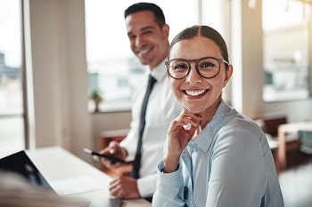 1a Visa Consulting team